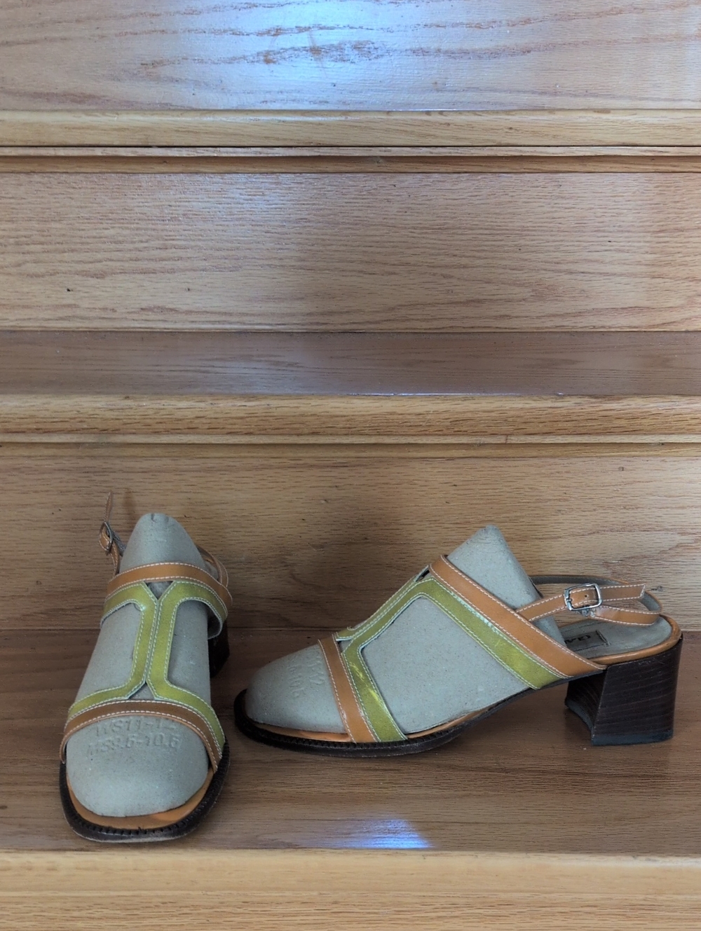 Women’s 1990's Italian Green and Tan Leather Slingback Block Heel Sandals